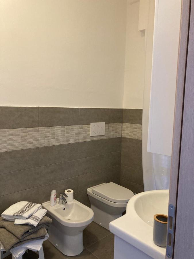 Due Magnolie Hotel มอนซามบาโน ภายนอก รูปภาพ